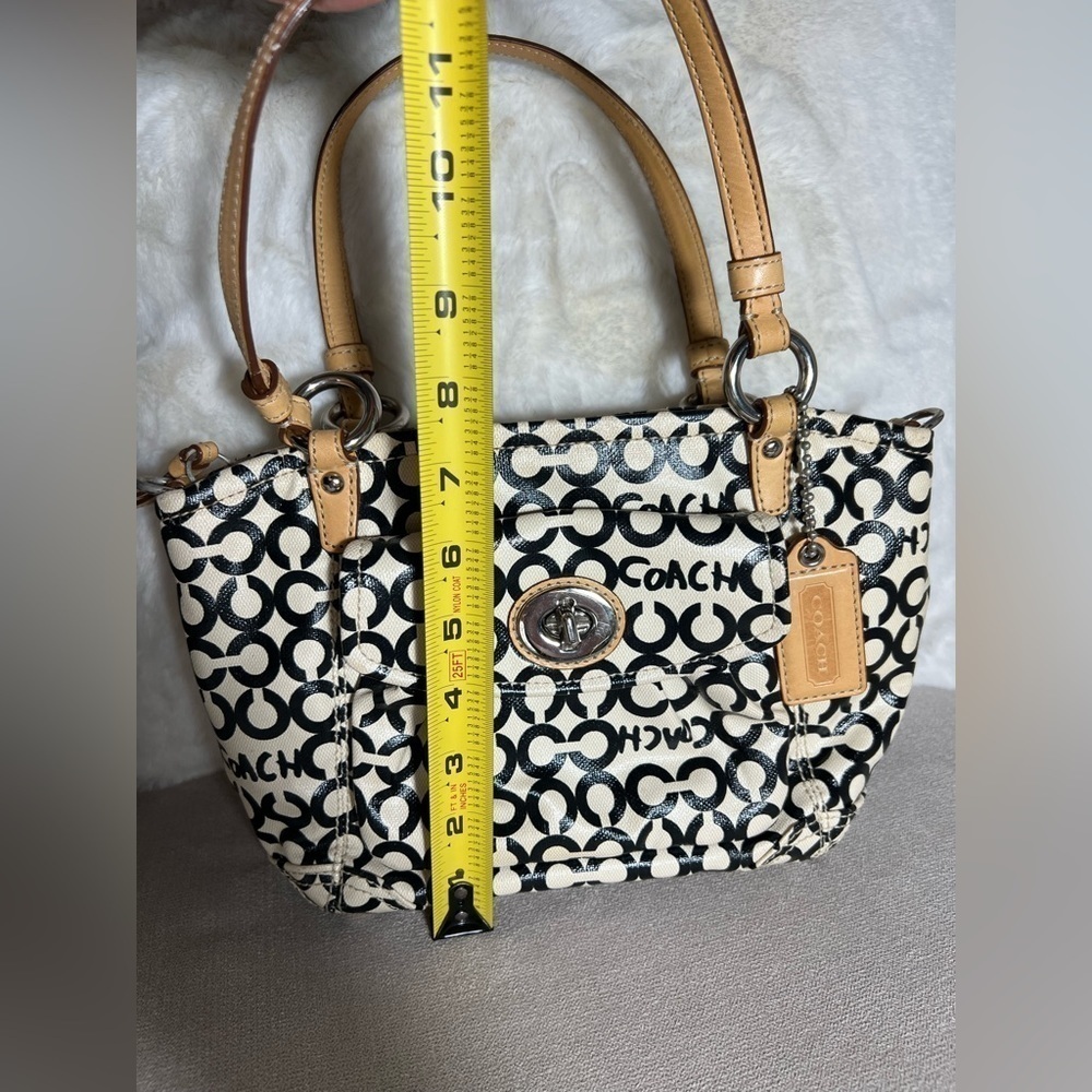 Pre-Owned Coach Black And White Patterned Purse Coated Canvas - Picture 8 of 16